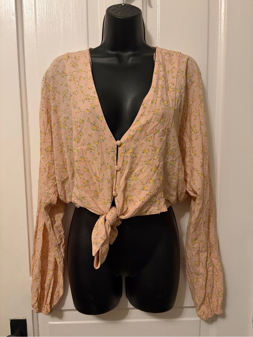 Floral Cropped Tie Blouse